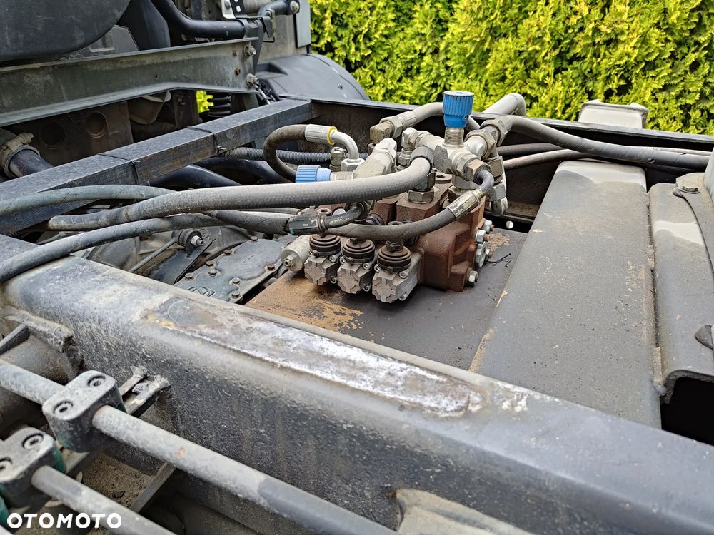 DAF CF85 - 19