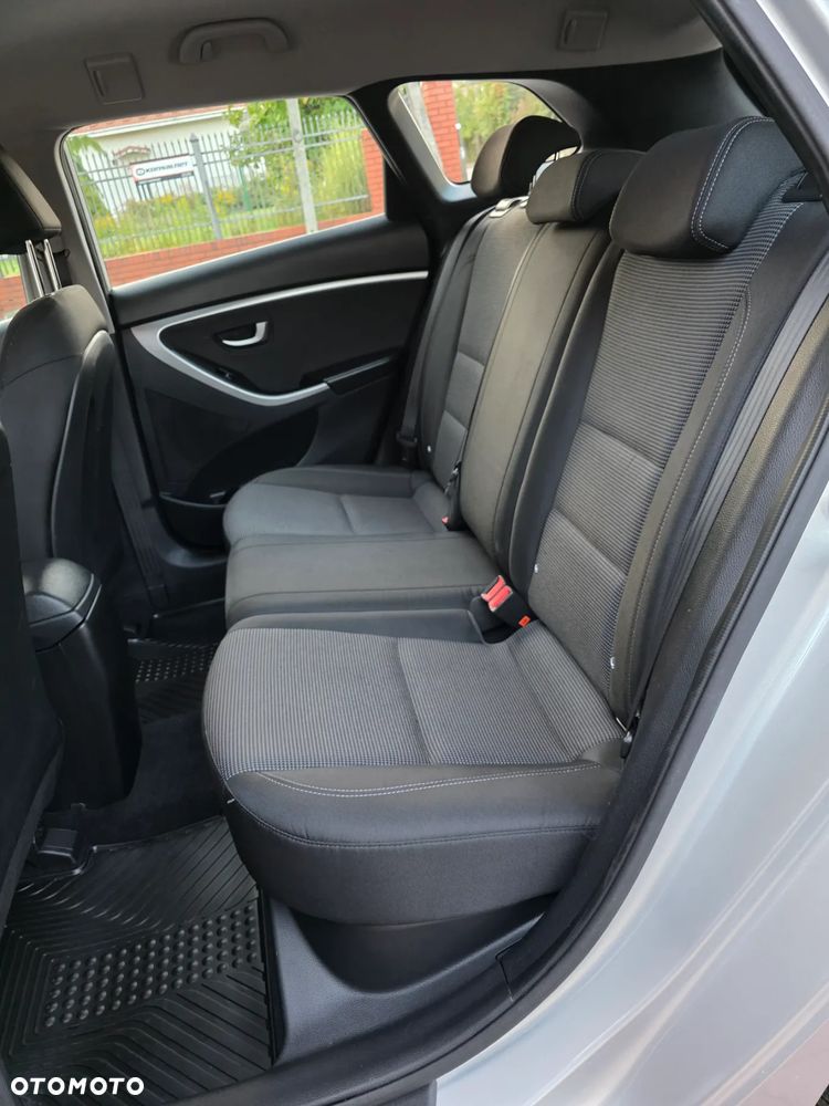 Hyundai i30 - 12