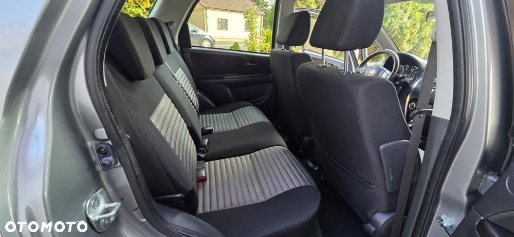 Fiat Sedici 1.6 16V 4x2 Emotion - 30