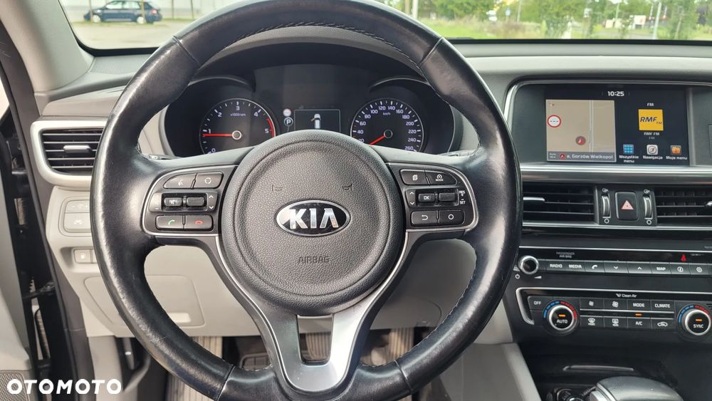 Kia Optima 1.7 CRDI L DCT - 14