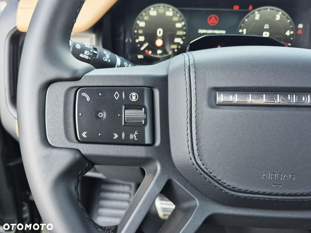 Land Rover Defender 110 D350 X - 34