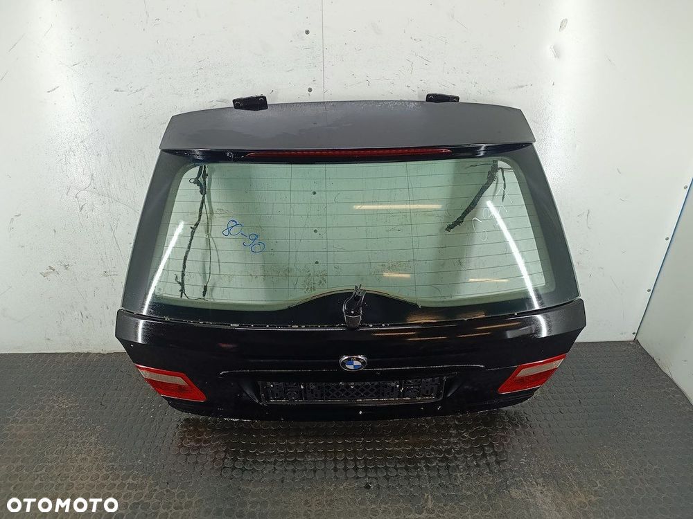 KLAPA BAGAŻNIKA BMW 3 E46 FL 668/9 KOMBI - 2