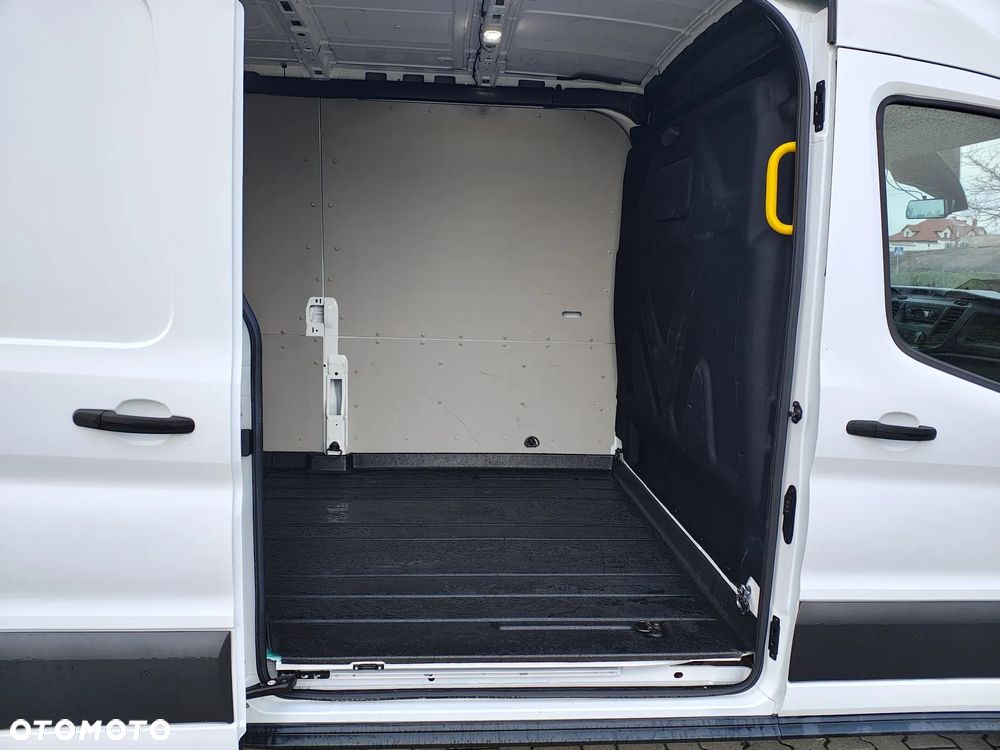 Ford Transit - 14