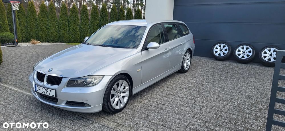BMW Seria 3 - 1