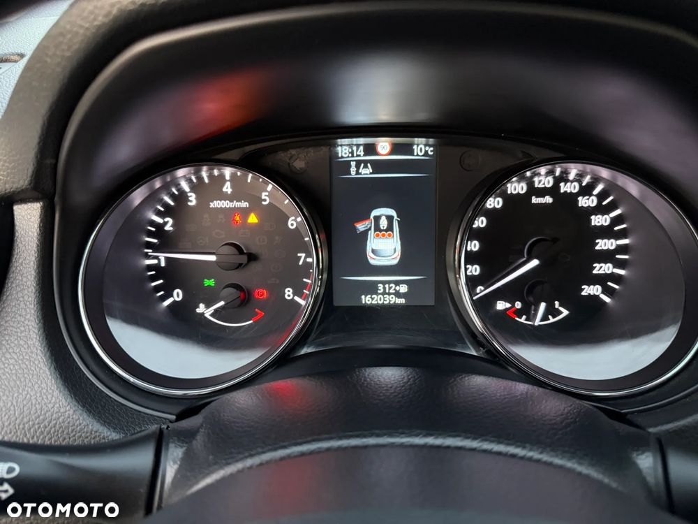 Nissan Qashqai 1.6 DIG-T Tekna - 27
