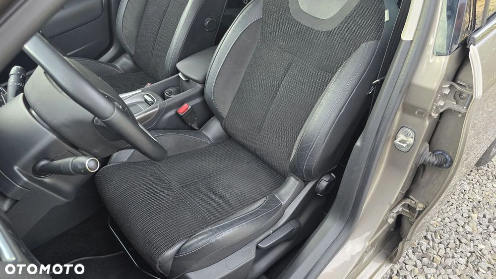 Citroën C4 1.6 BlueHDi Shine S&S EAT6 - 14