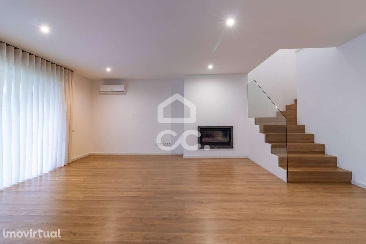 Moradia V3 Moderna Contemporânea - Grande imagem: 5/26