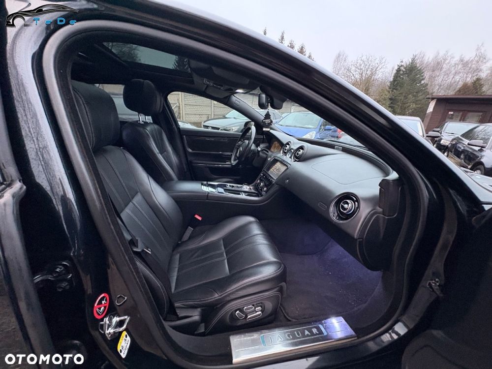 Jaguar XJ 3.0 D V6 Supersport - 35