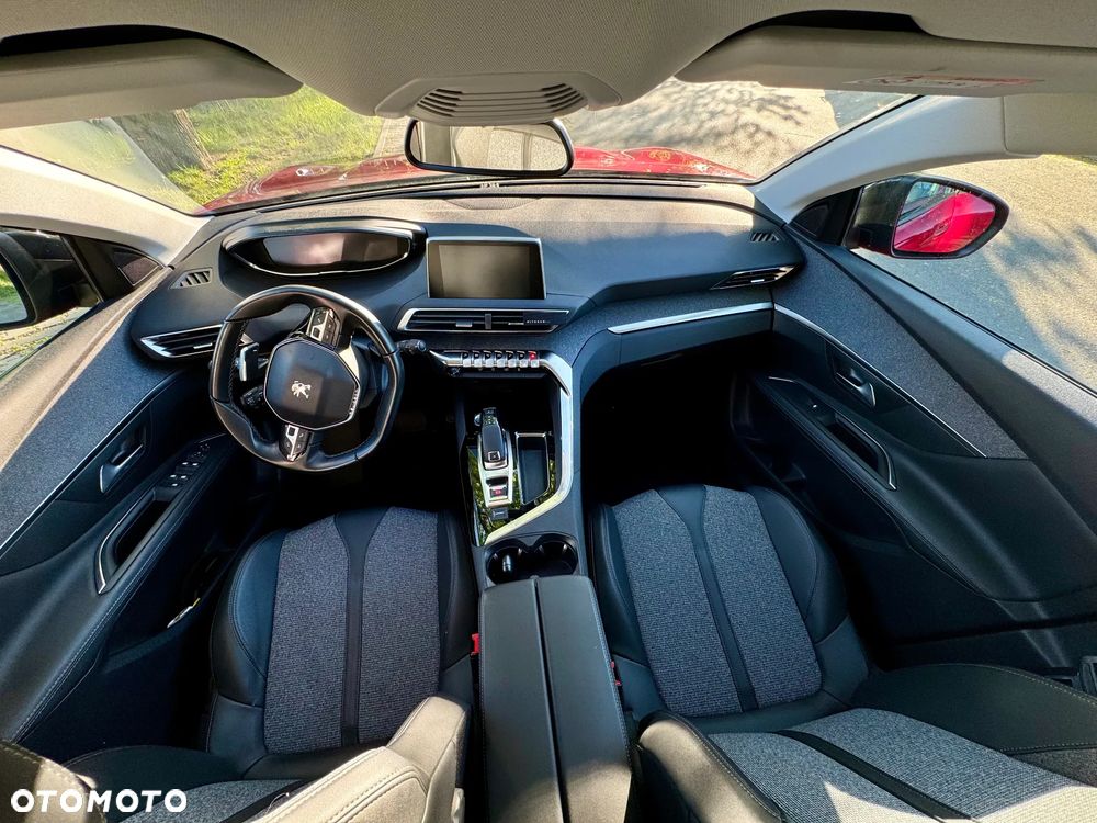Peugeot 3008 1.2 PureTech Allure S&S EAT8 - 8
