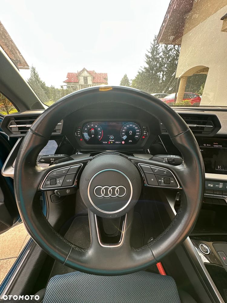 Audi A3 Sportback 35 TFSI cylinder on demand S tronic design - 15