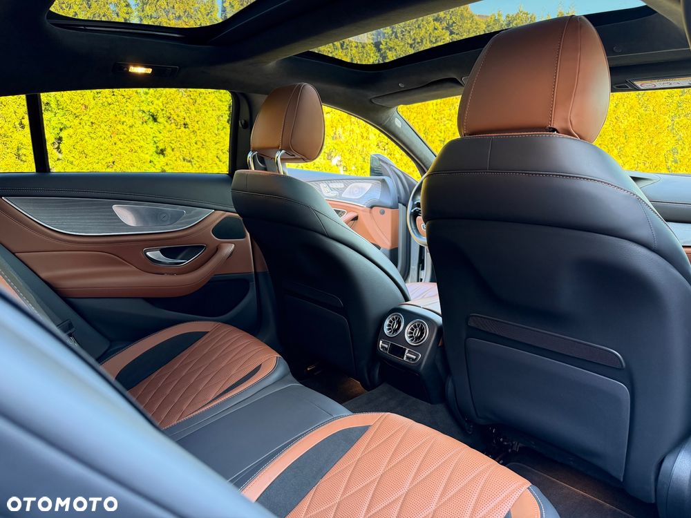 Mercedes-Benz AMG GT 43 4-Matic+ - 14