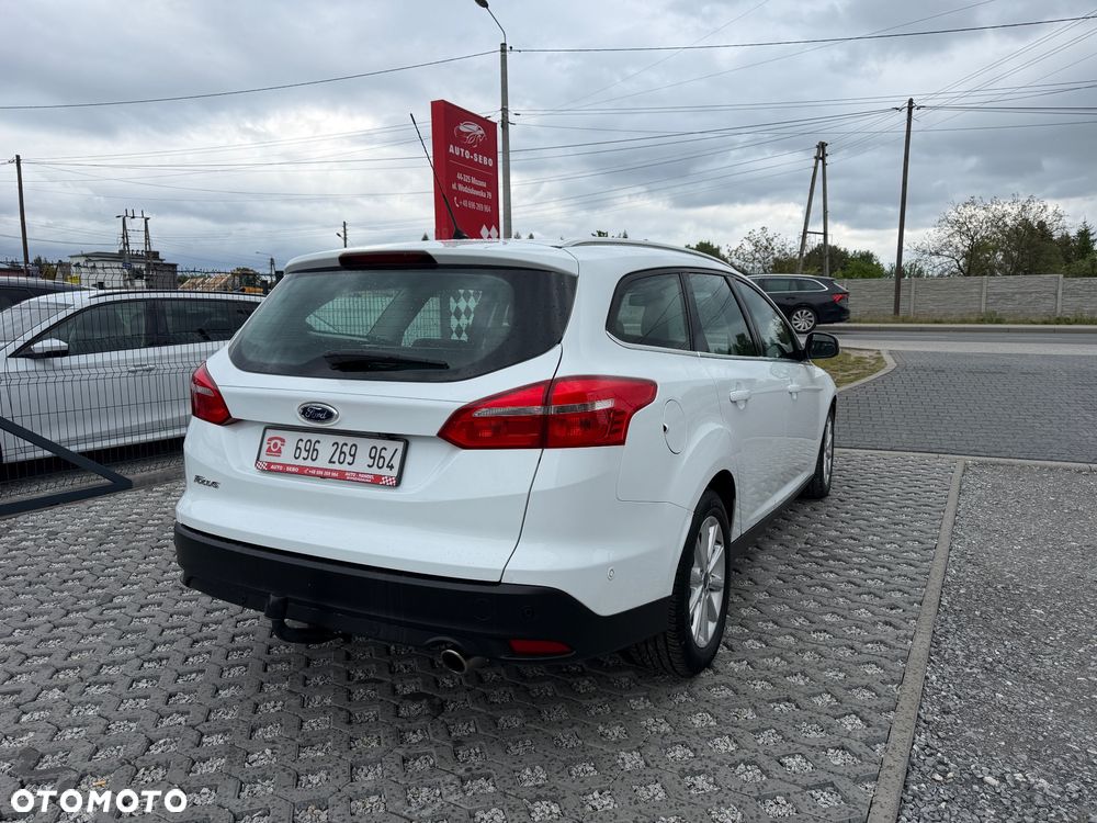 Ford Focus 2.0 TDCi Titanium ASS - 12