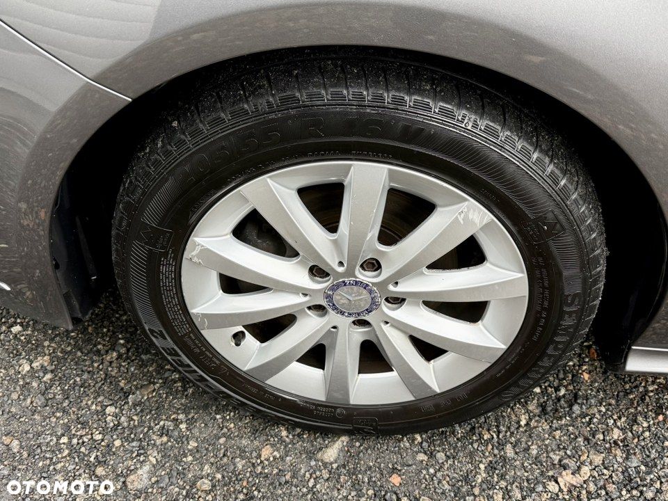 Mercedes-Benz Klasa B 180 (BlueEFFICIENCY) 7G-DCT - 15