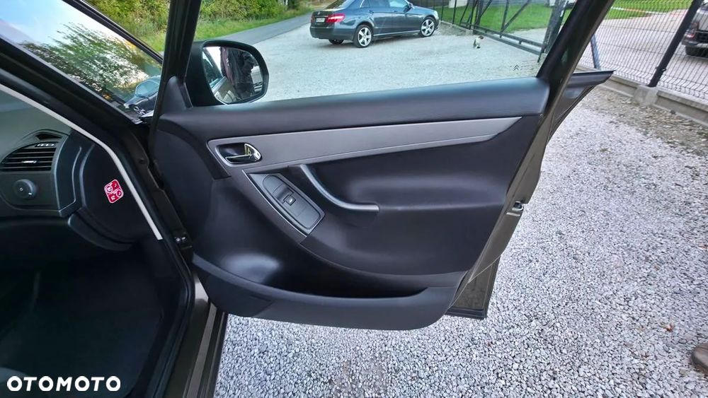 Citroën C4 Picasso - 32