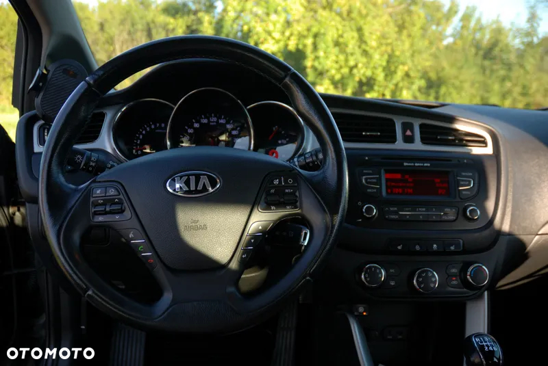 Kia Ceed 1.4 CVVT - 15