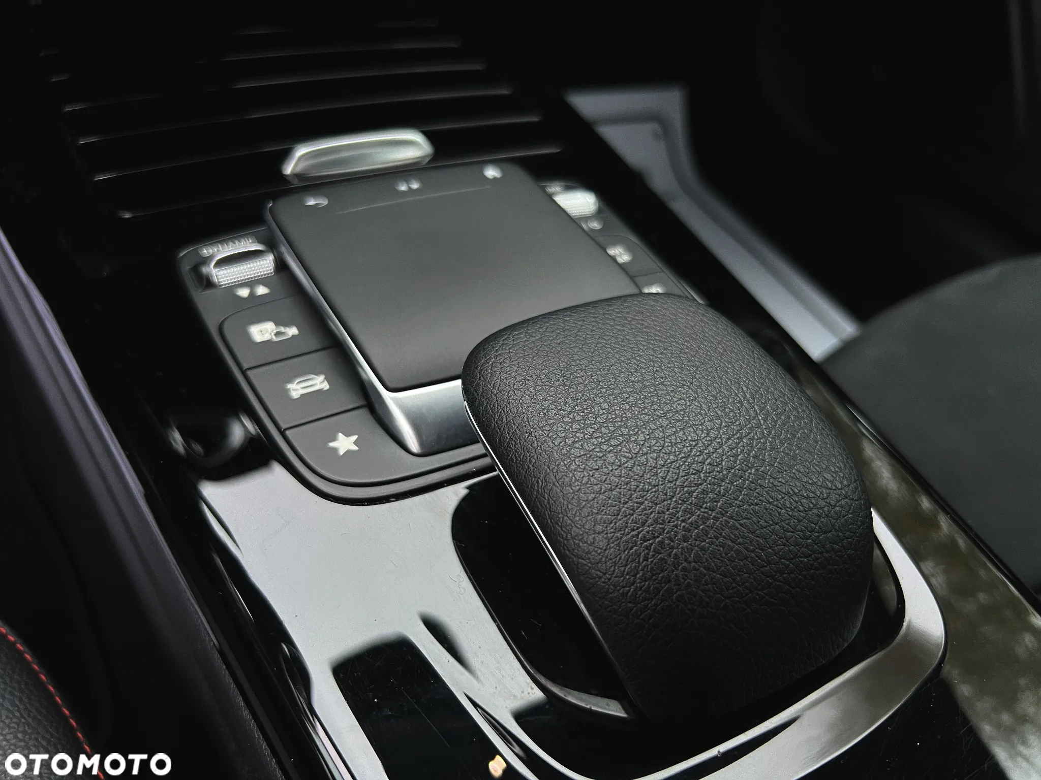 Mercedes-Benz Klasa A 200 d 8G-DCT AMG Line - 31