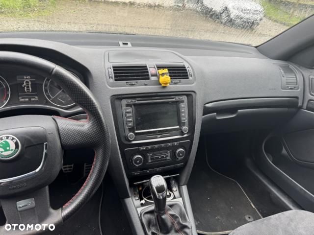 Skoda Octavia 2.0 TSI DSG RS - 7