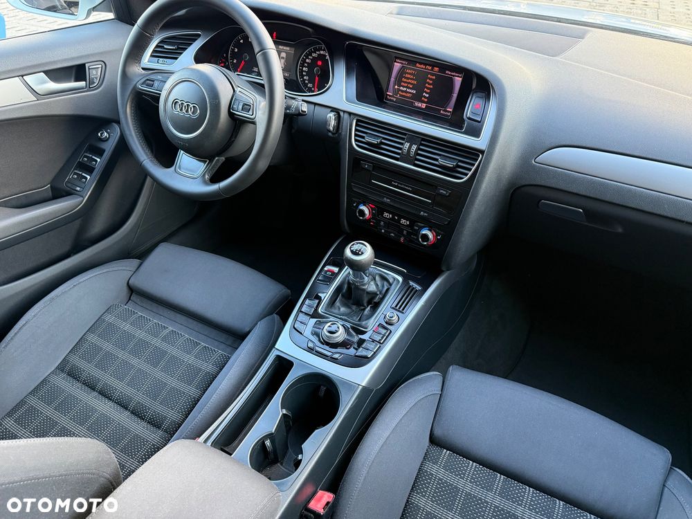 Audi A4 Avant 1.8 TFSI S line Sportpaket - 10