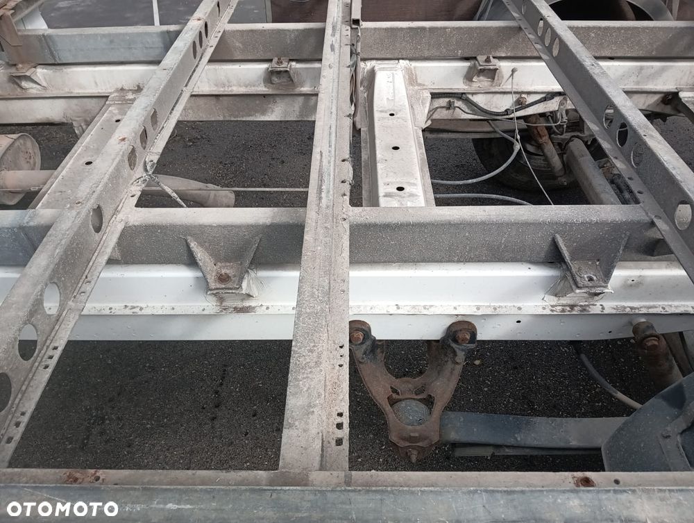 Zabudowa skrzynia ładunkowa paka ocynk crafter ducato - 2