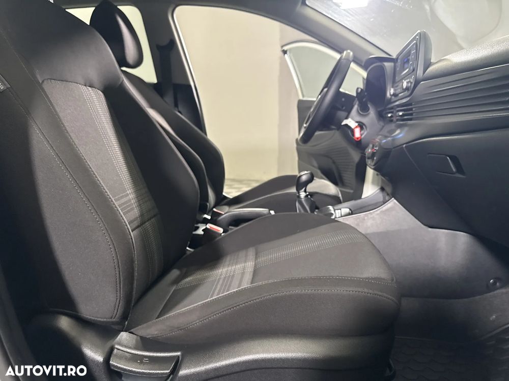 Hyundai i20 - 12