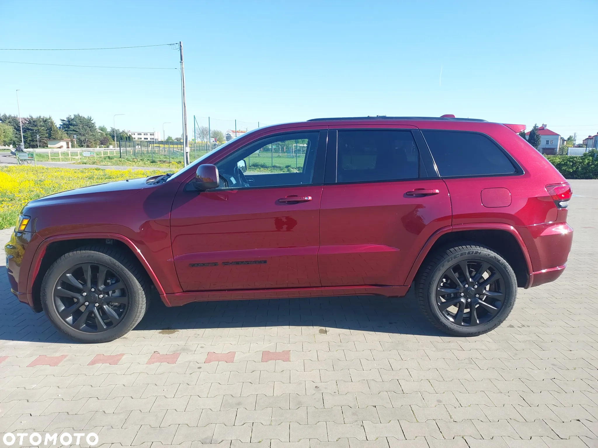 Jeep Grand Cherokee - 13