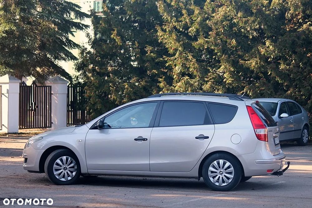 Hyundai i30 1.6 Comfort - 12