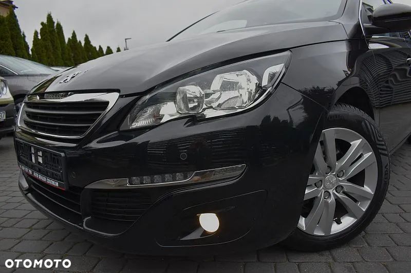 Peugeot 308 SW 1.6 BlueHDi Allure S&S - 33