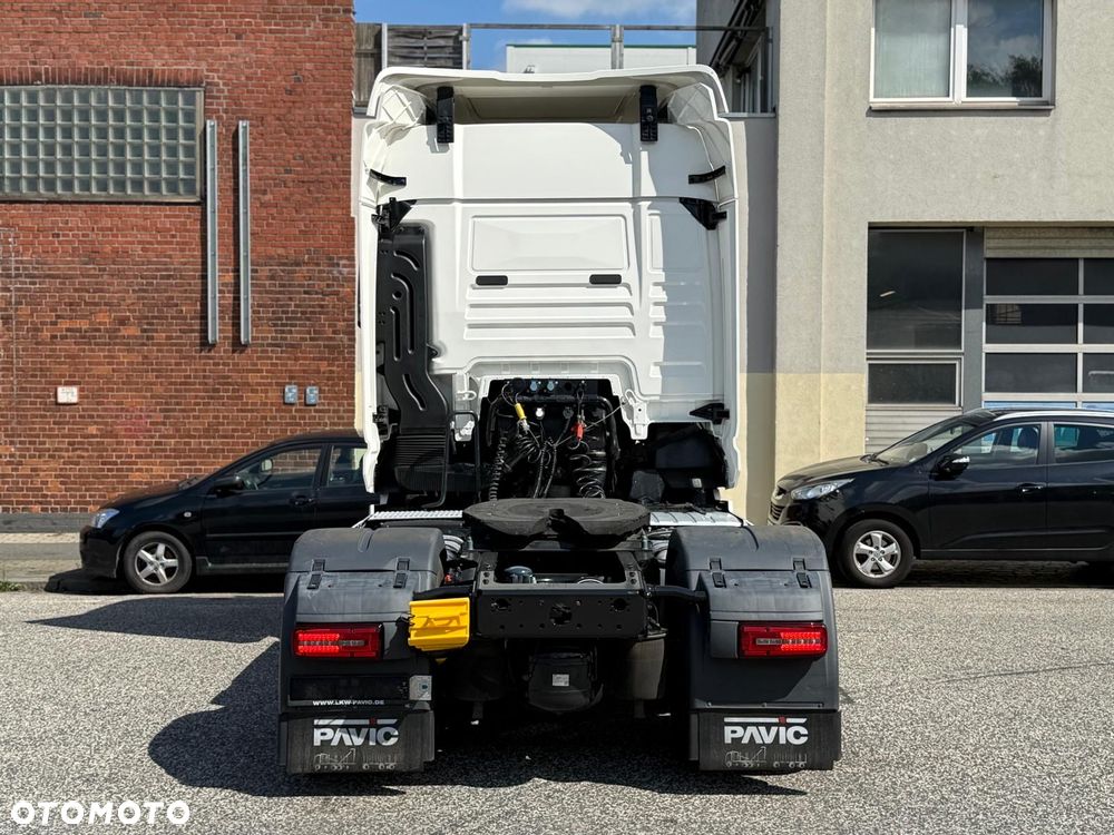MAN TGX 18.470 / PRZEBIEG TYLKO 99 000 KM !!!/ ACC / FULL LED / RETARDER / DUŻA NAVI / VIRTUAL KOKPIT - 6
