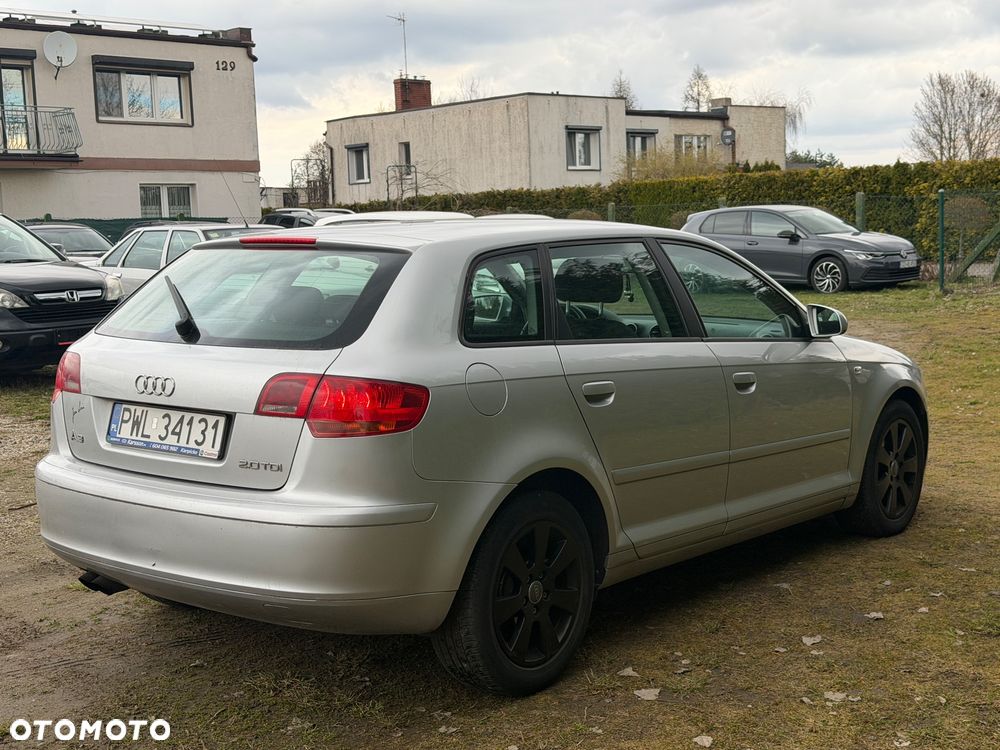 Audi A3 Sportback 2.0 TDI DPF Attraction - 5