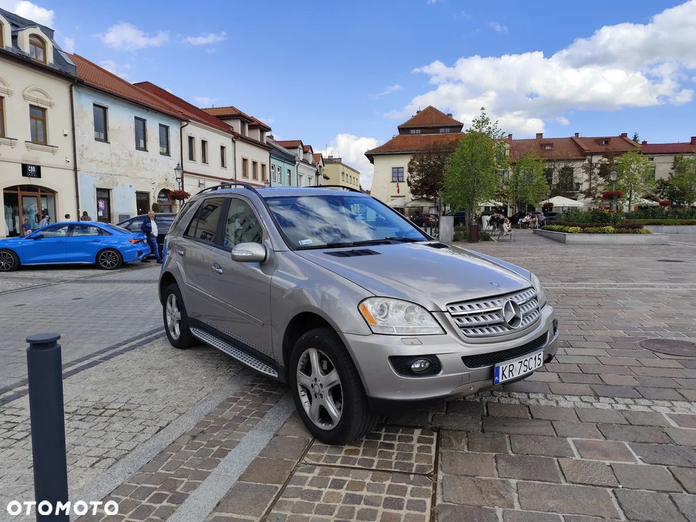 Mercedes-Benz ML 350 4-Matic - 6