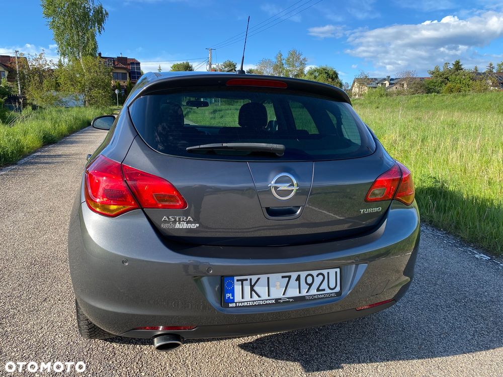 Opel Astra 1.4 Turbo Design Edition - 10