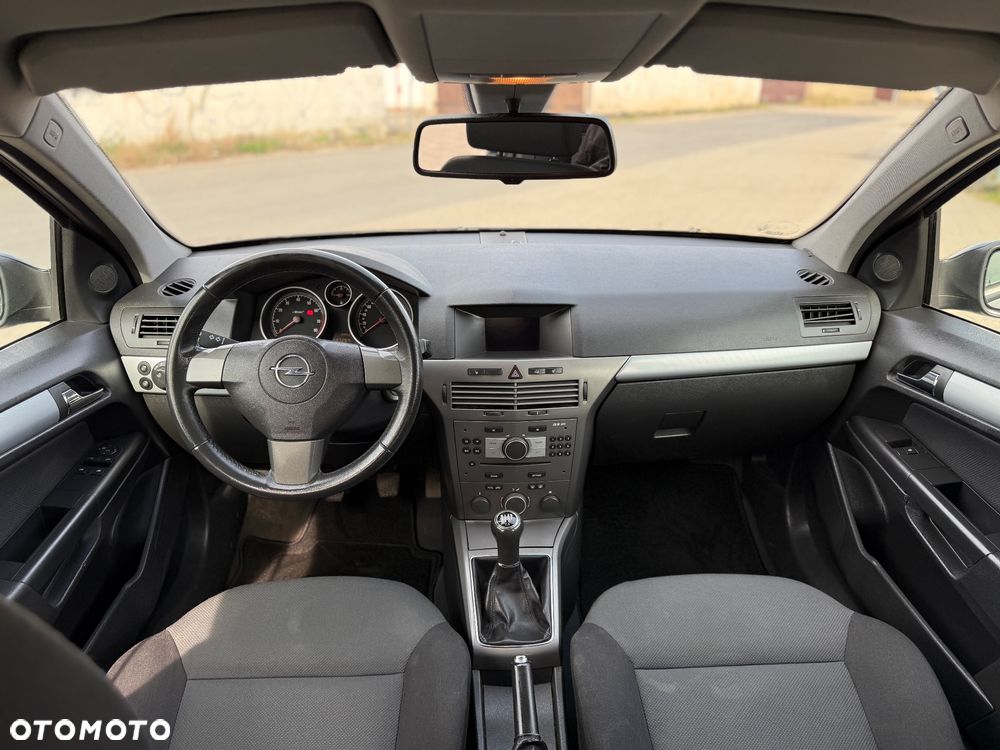 Opel Astra 1.8 - 9