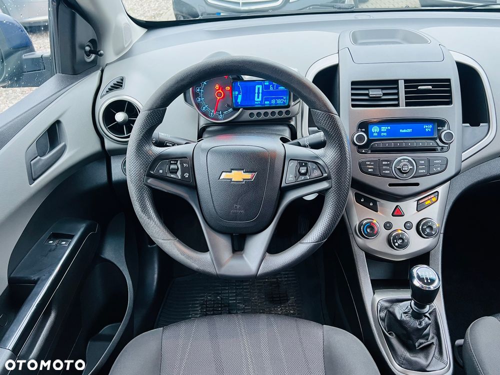 Chevrolet Aveo 1.2 LS - 11