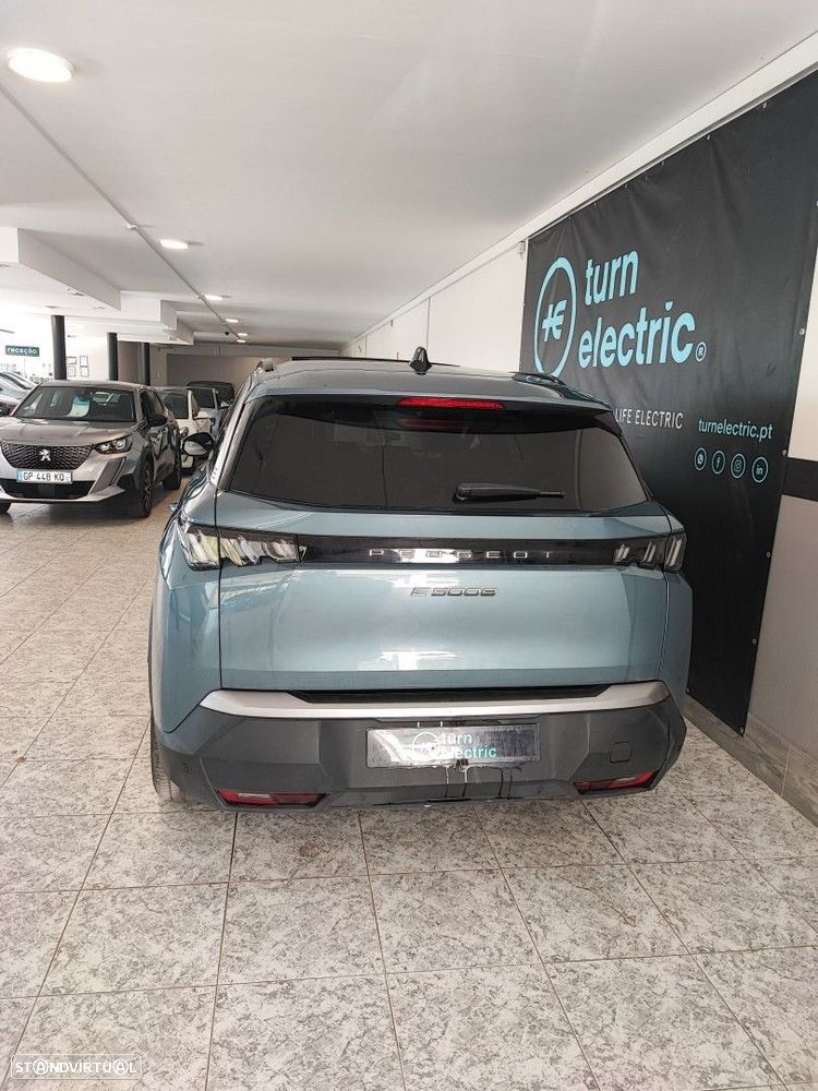 Peugeot E-5008 73 kWh Allure - 3