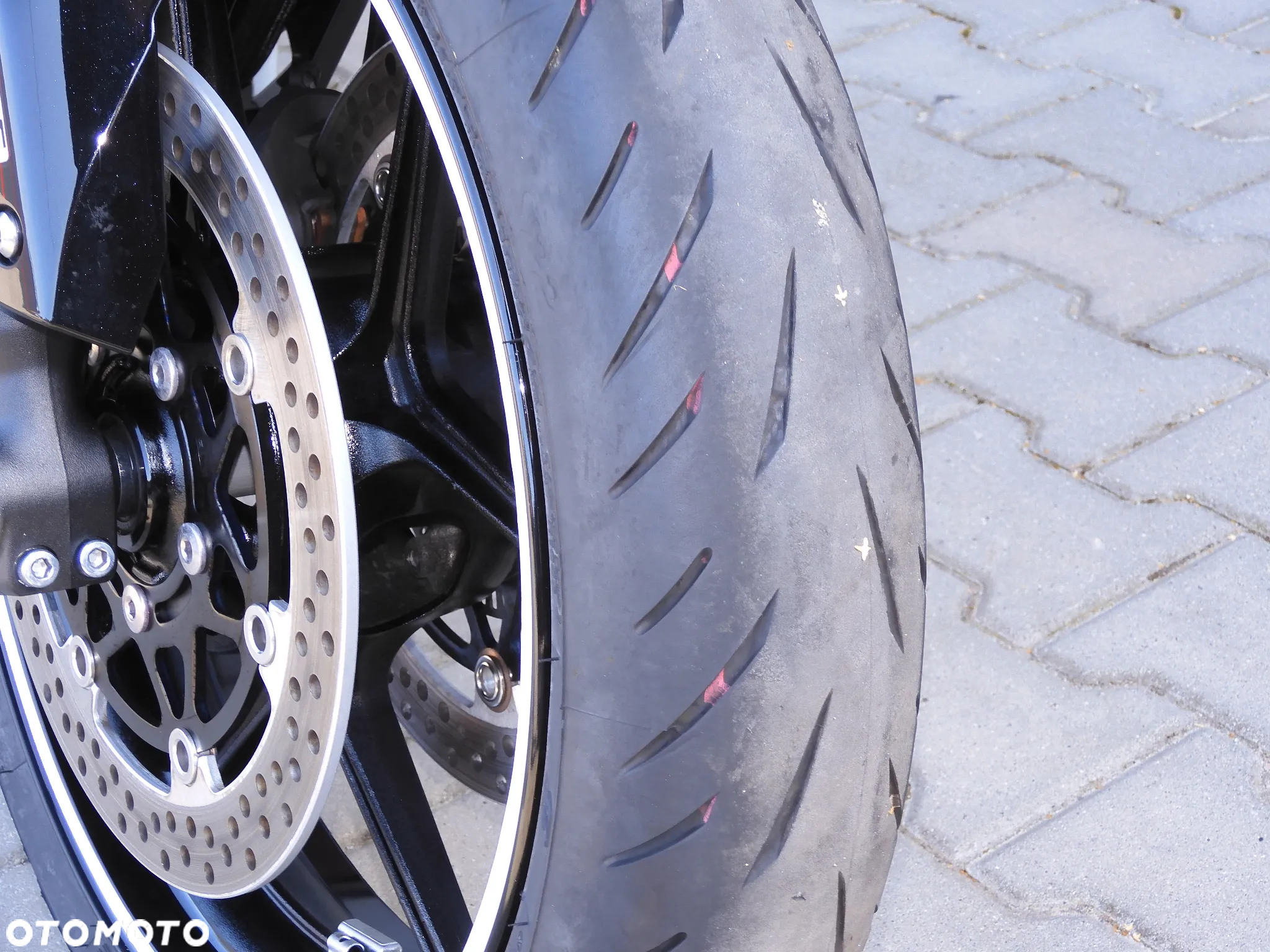 Kawasaki Ninja 1000 SX - 6