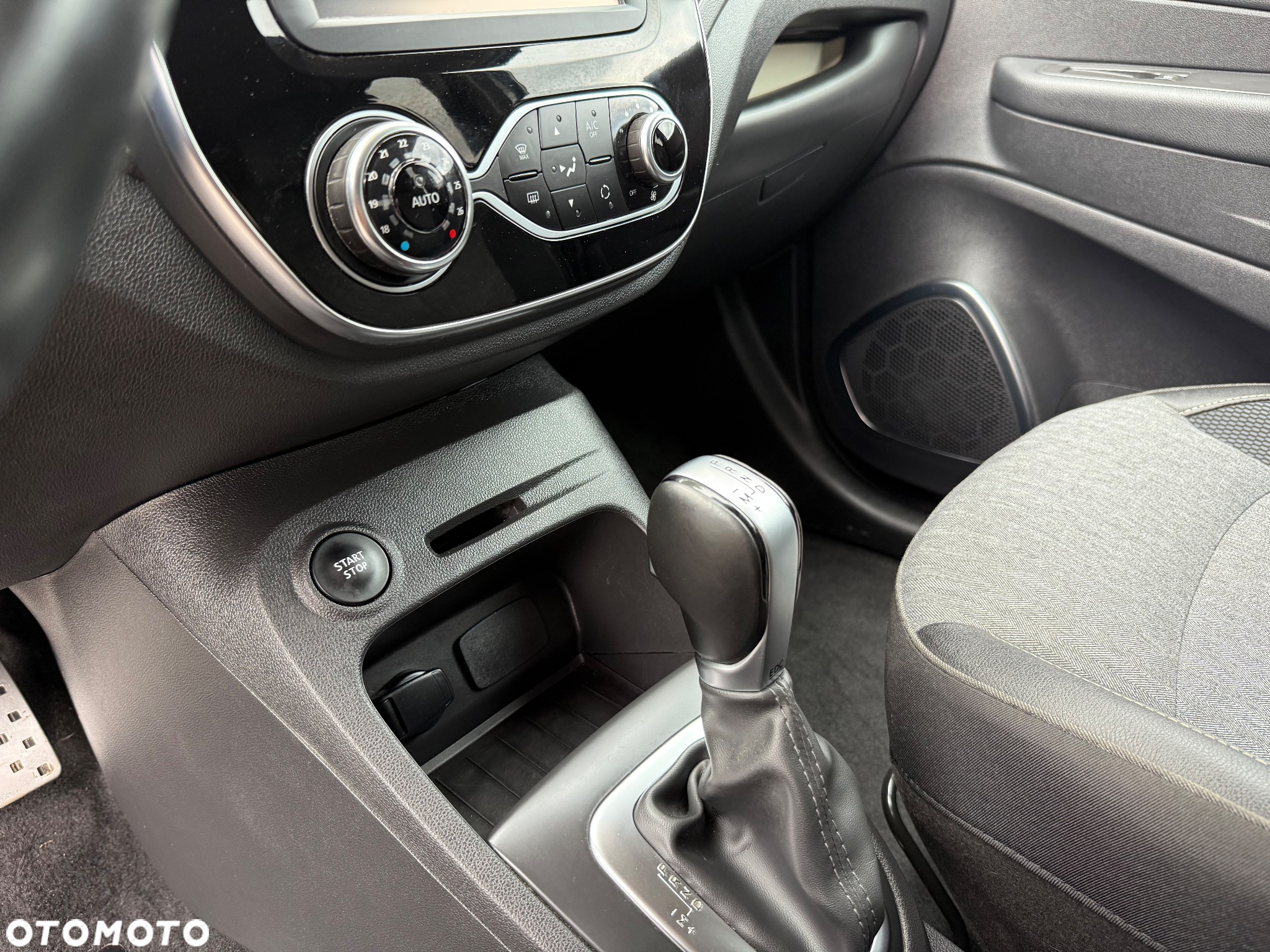 Renault Captur ENERGY TCe 120 EDC Bose Edition - 18