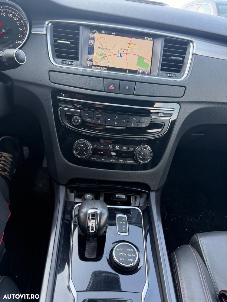 Peugeot 508 RXH Hybrid4 - 37