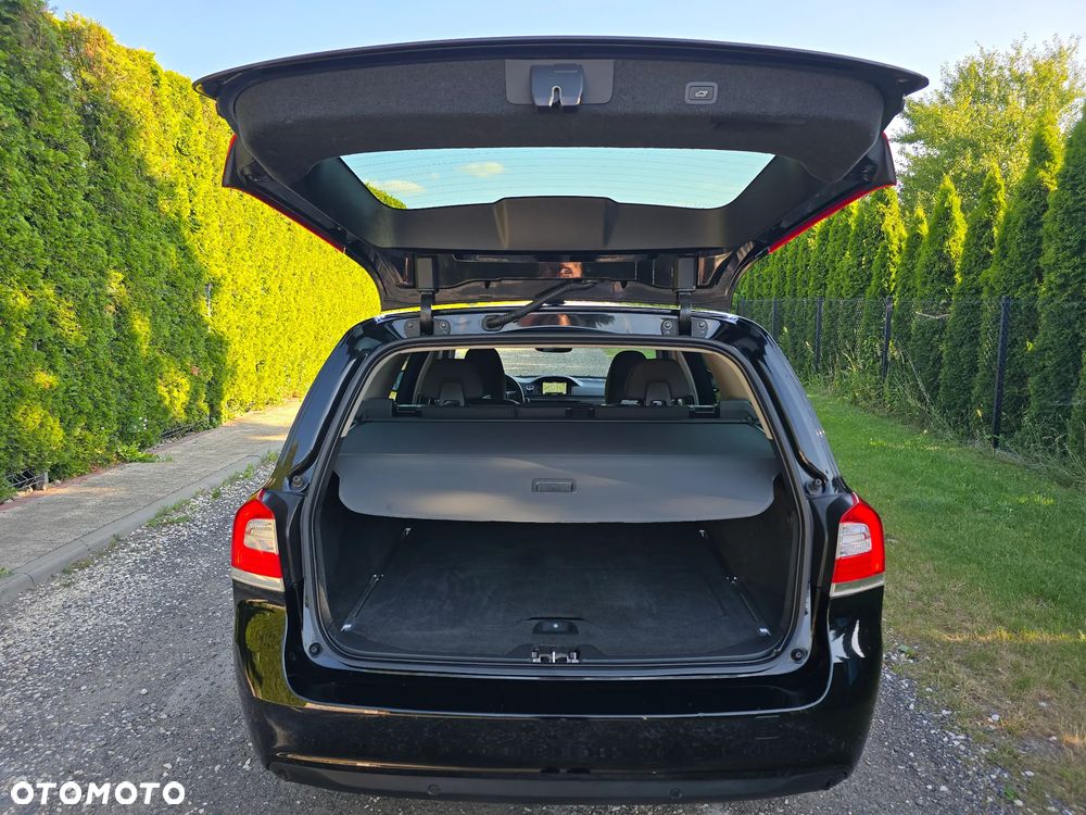Volvo V70 D3 Kinetic - 16