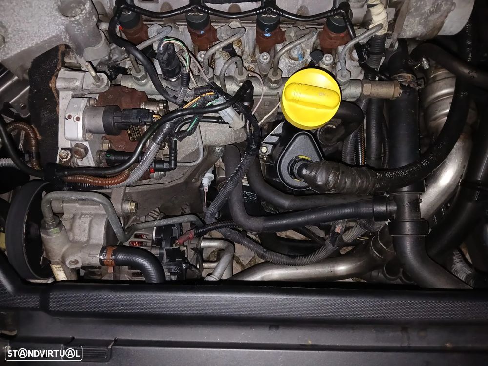 Renault Laguna Break 1.9 dCi Dynamique - 10