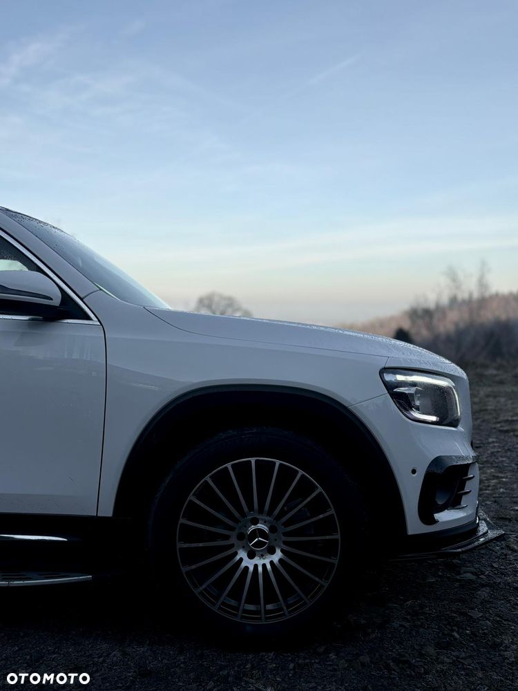 Mercedes-Benz GLB 250 4Matic 8G-DCT Progressive - 12