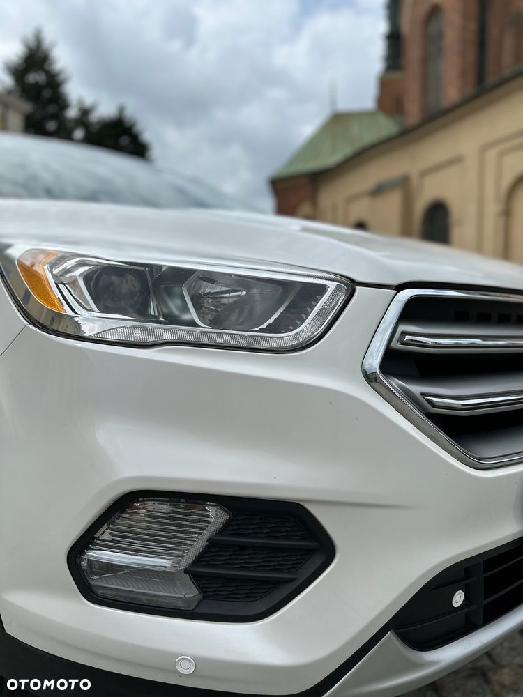 Ford Kuga 1.5 EcoBoost AWD Titanium ASS - 10