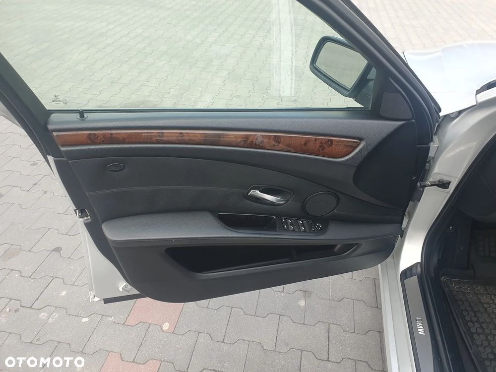 BMW Seria 5 - 14