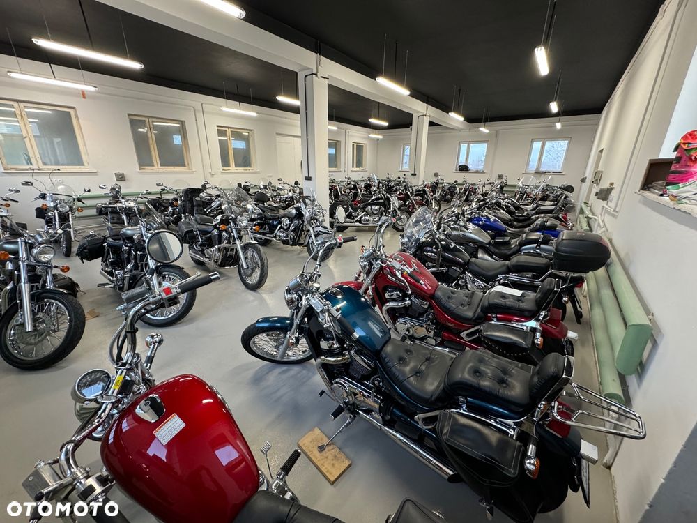 Suzuki Intruder - 24