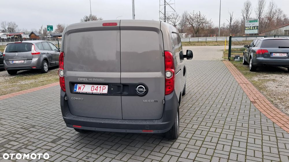 Opel Combo - 8