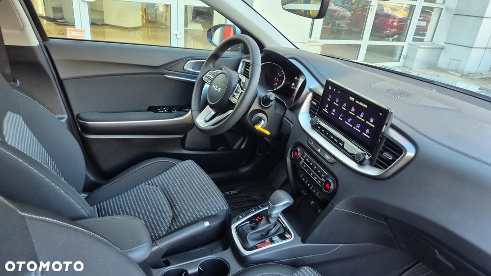 Kia XCeed 1.6 T-GDI M DCT - 13