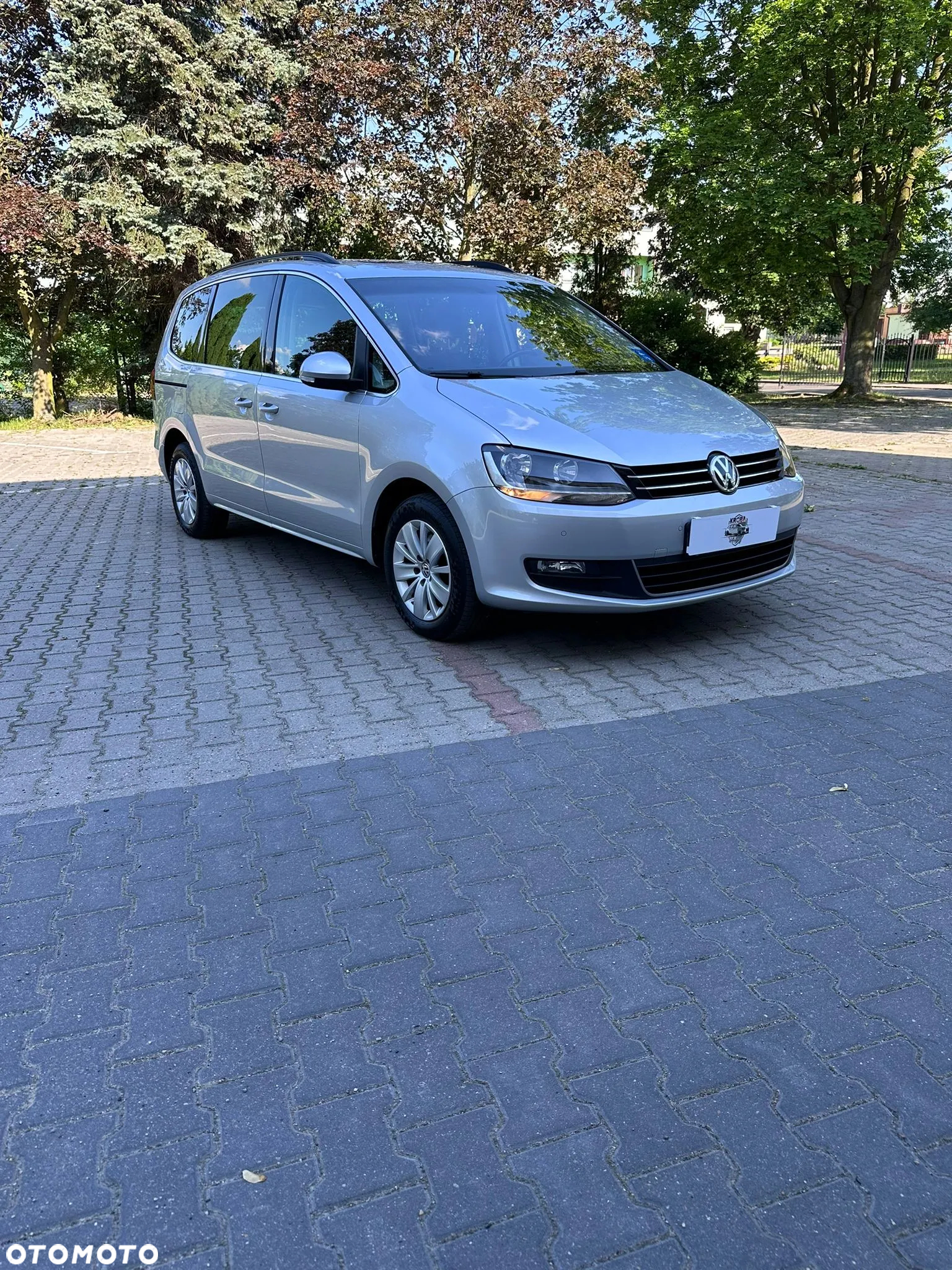Volkswagen Sharan 2.0 TDI BMT Comfortline DSG - 16