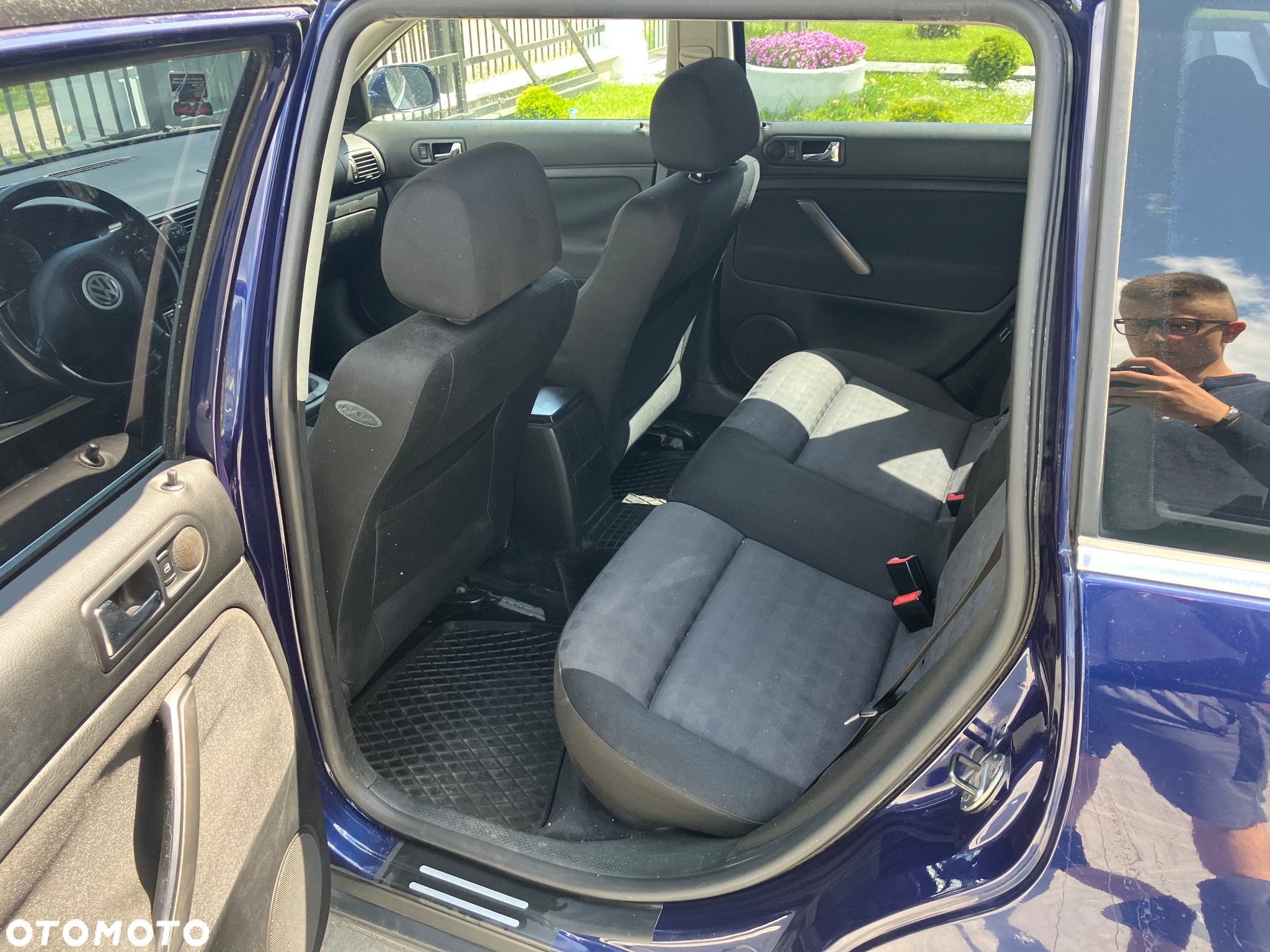 Volkswagen Passat 1.9 TDI Highline - 10