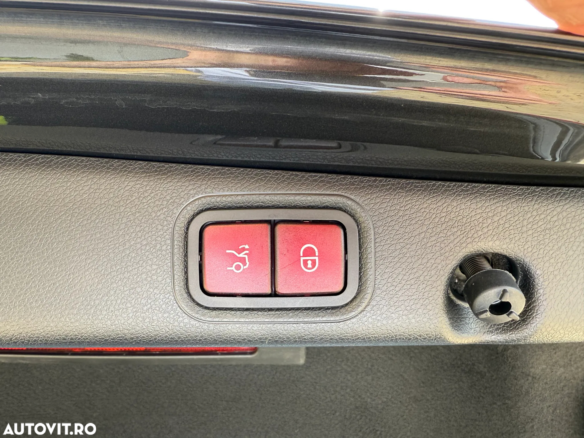 Mercedes-Benz E 300 T 9G-TRONIC AMG Line - 34