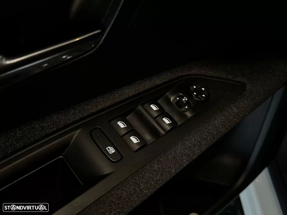 Peugeot 3008 1.5 BlueHDi Active Pack - 21