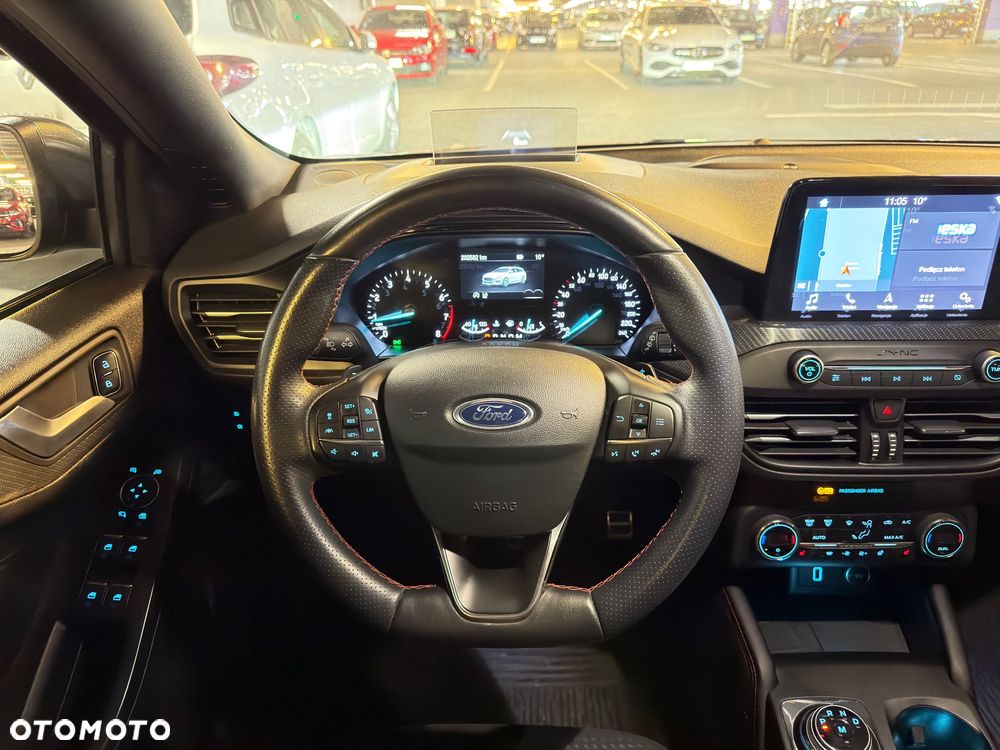 Ford Focus 1.5 EcoBoost STart-Stopp-System ST-LINE - 8